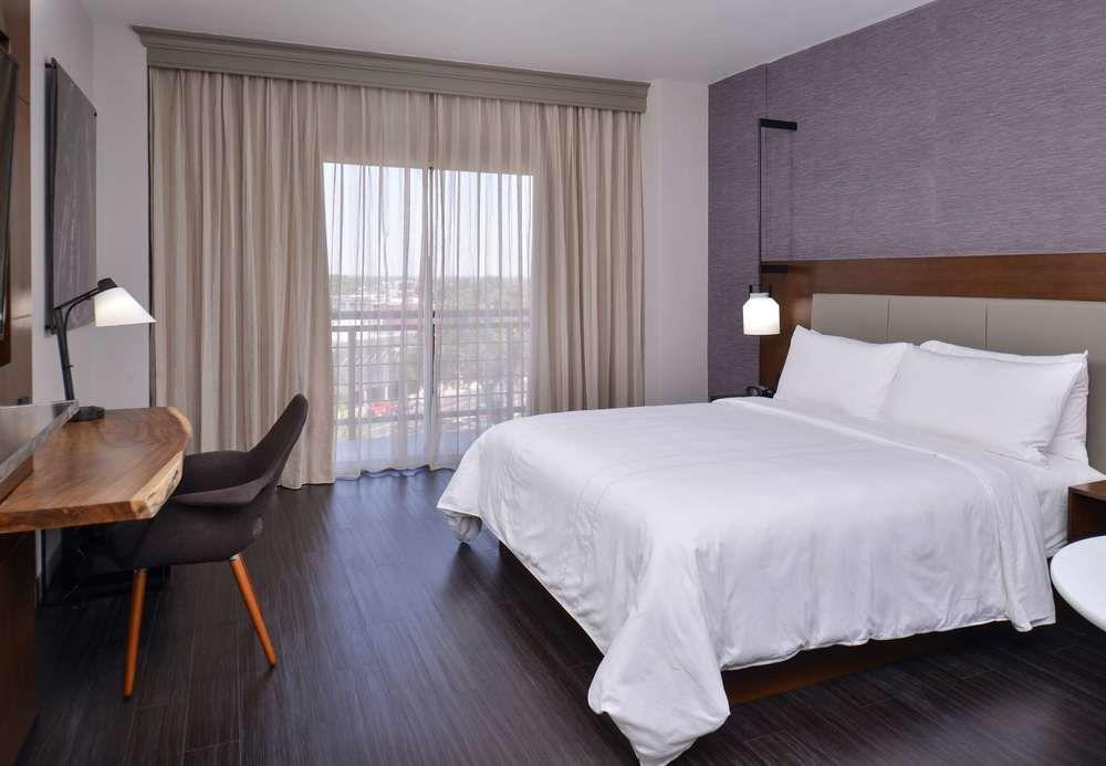 Visalia Marriott At The Convention Center Hotel Ngoại thất bức ảnh