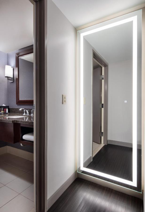 Visalia Marriott At The Convention Center Hotel Ngoại thất bức ảnh