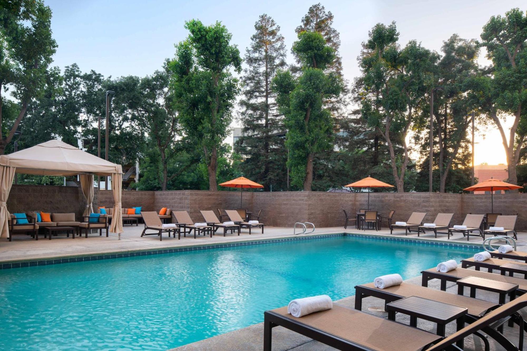 Visalia Marriott At The Convention Center Hotel Ngoại thất bức ảnh
